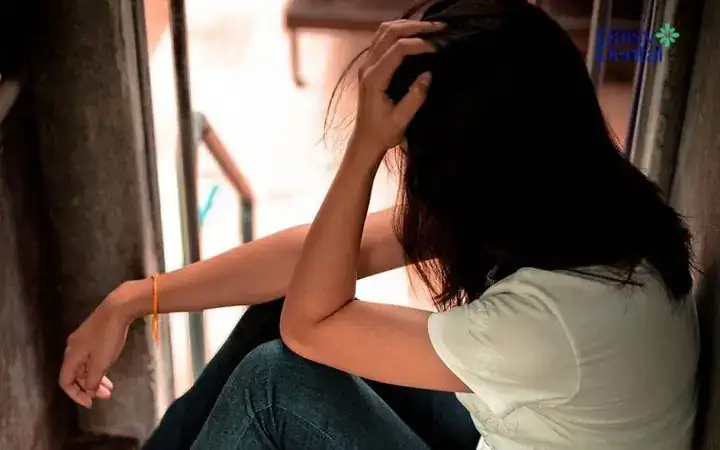 nằm mơ rụng răng hàm